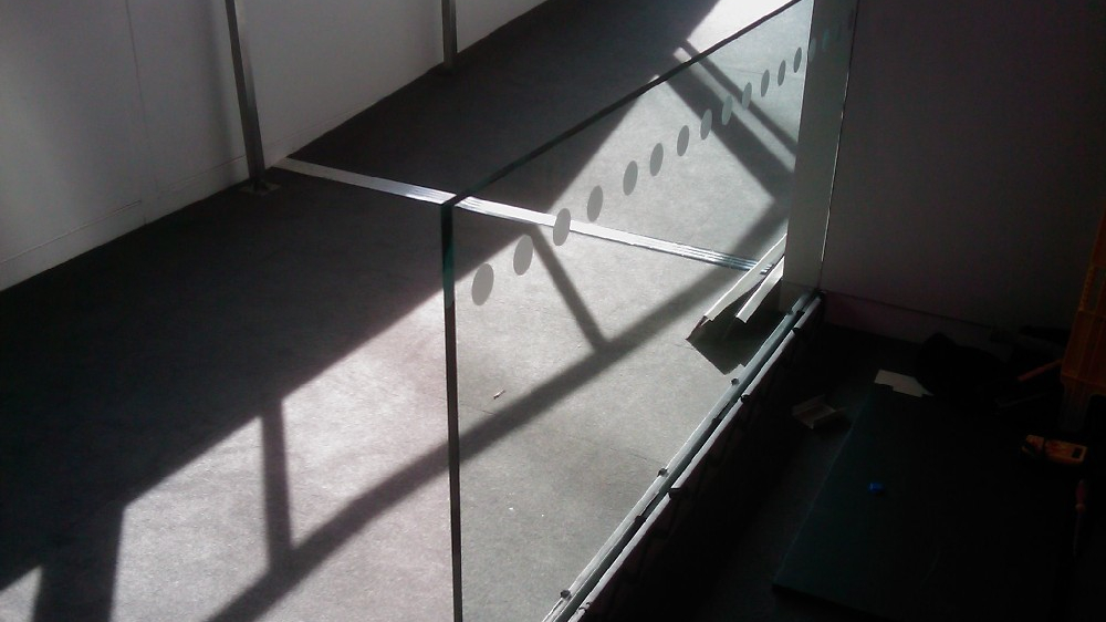 Frameless glass railings