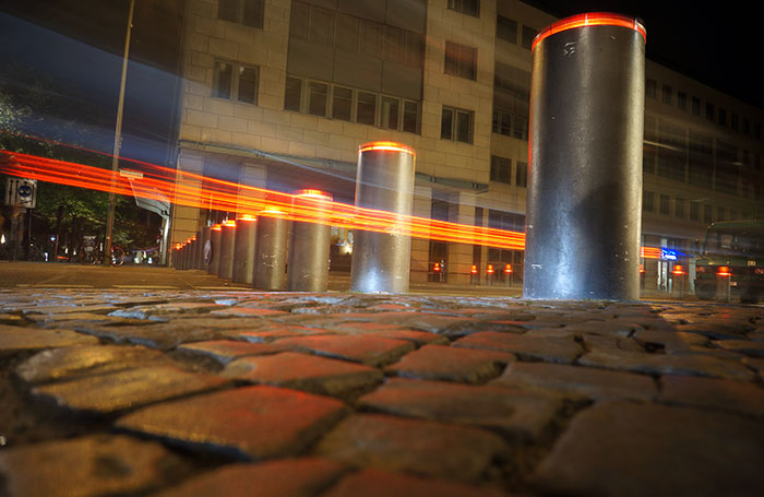 Retractable bollards with lights